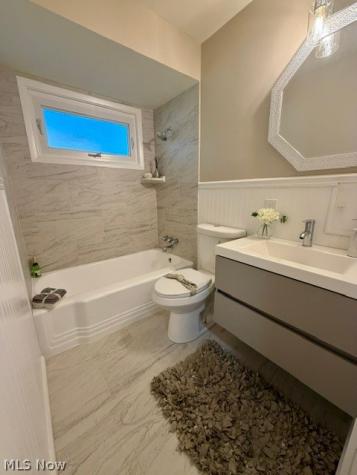 6574 Mandalay Drive Parma Heights OH 44130