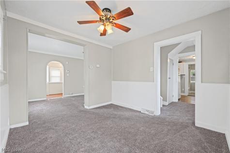 529 Bina Avenue Akron OH 44314