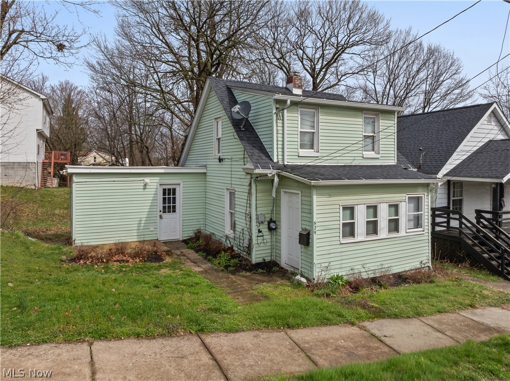 529 Bina Avenue Akron OH 44314