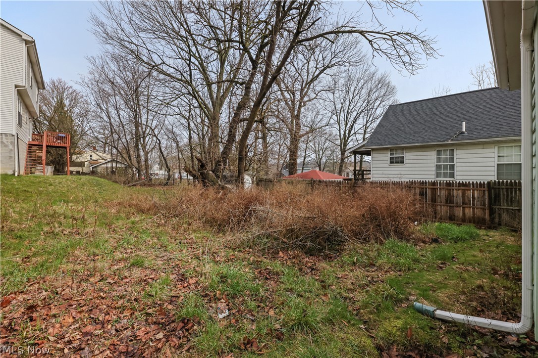 529 Bina Avenue Akron OH 44314