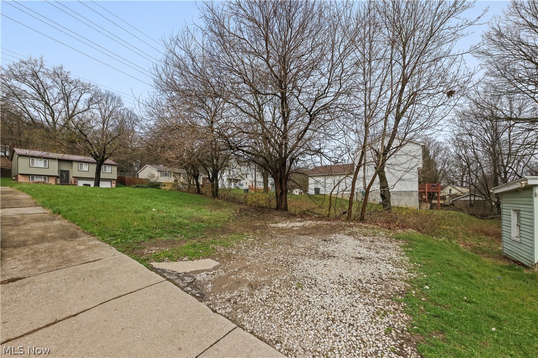 529 Bina Avenue Akron OH 44314