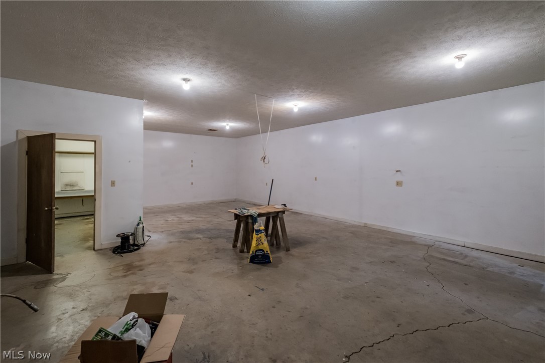 1700 Kenyon Avenue SW Massillon OH 44647