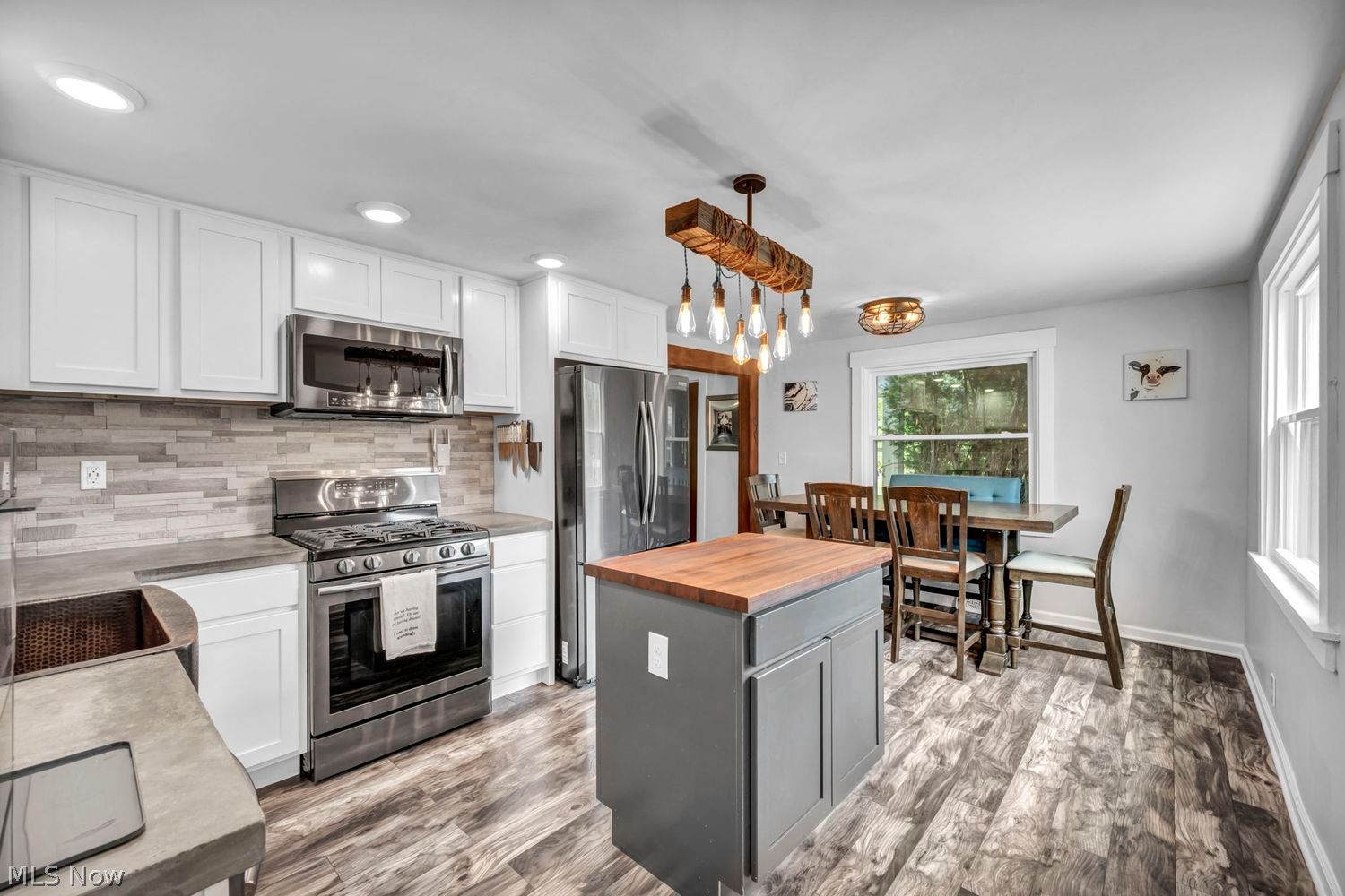 6054 Lake Road Medina OH 44256
