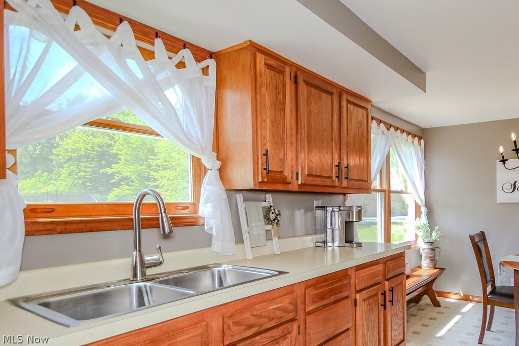 7600 Kniffen Road Leroy OH 44077