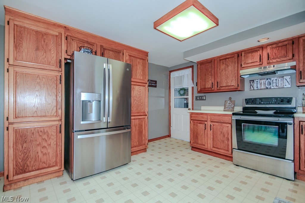 7600 Kniffen Road Leroy OH 44077
