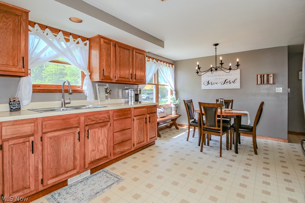 7600 Kniffen Road Leroy OH 44077