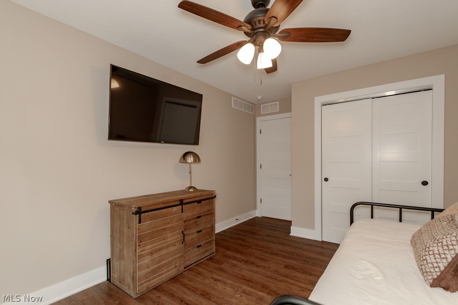 8225 Midland Road Mentor OH 44060