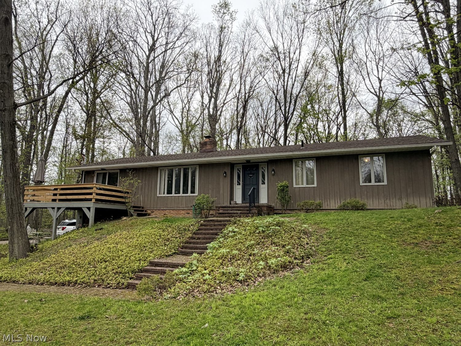 94 Pinecrest Drive Bedford OH 44146