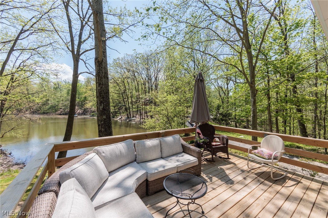 94 Pinecrest Drive Bedford OH 44146