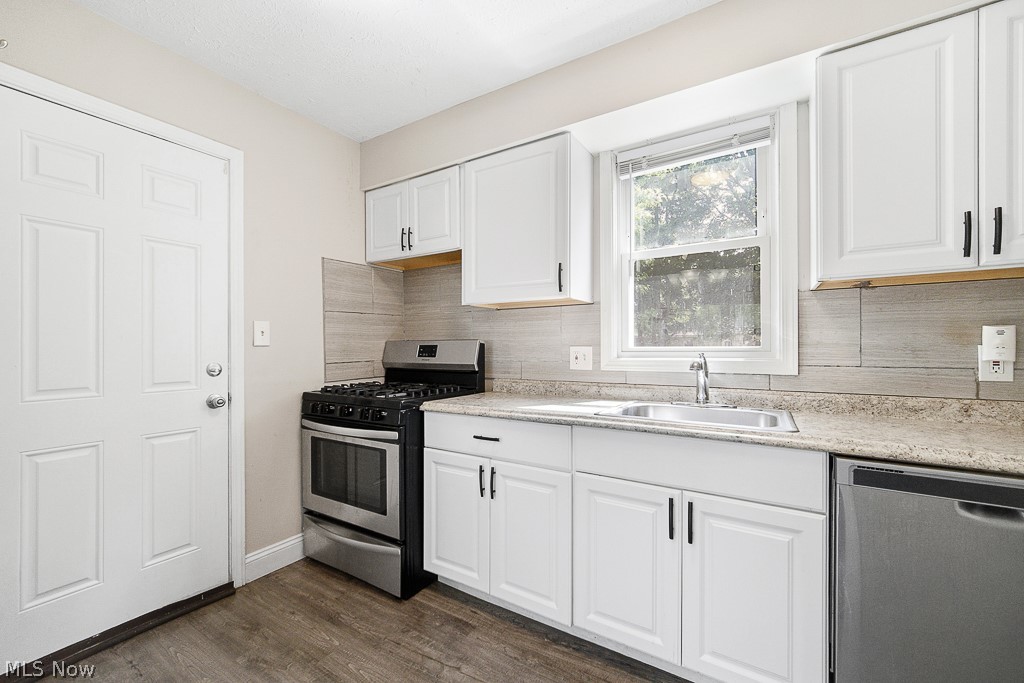 2326 Greenvale Road Cleveland OH 44121