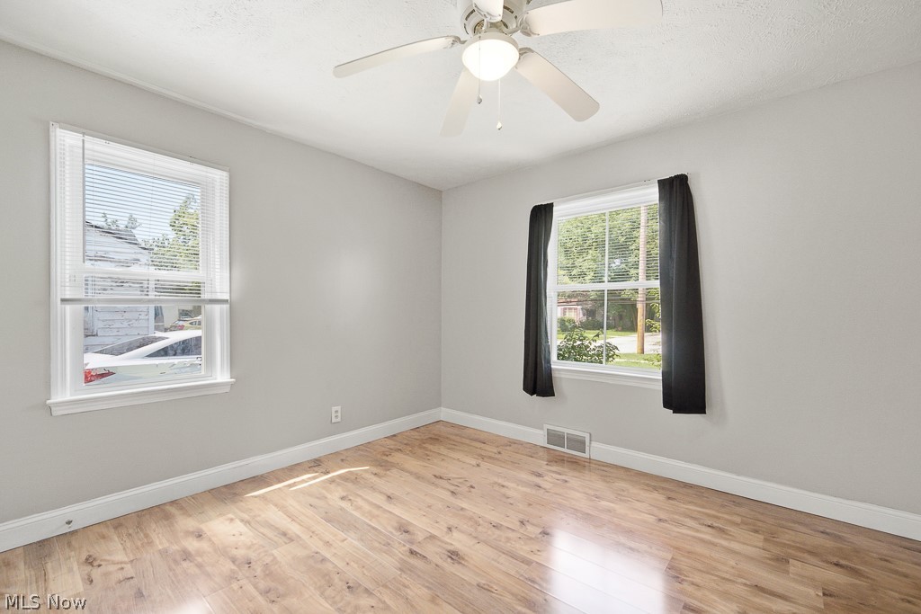 2326 Greenvale Road Cleveland OH 44121