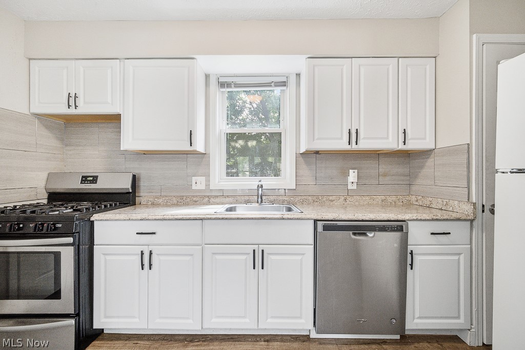 2326 Greenvale Road Cleveland OH 44121