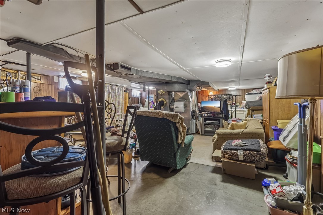 1377 E 28th Street Ashtabula OH 44004