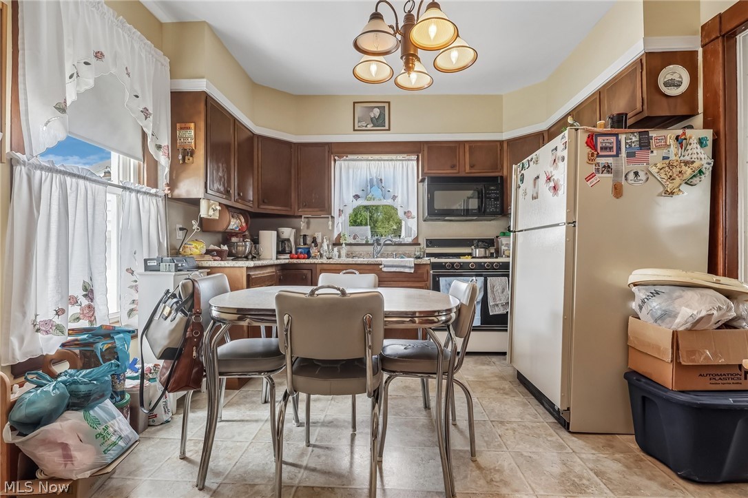 1377 E 28th Street Ashtabula OH 44004