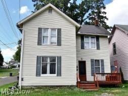 376 W Park Avenue Niles OH 44446