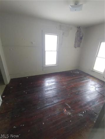 376 W Park Avenue Niles OH 44446