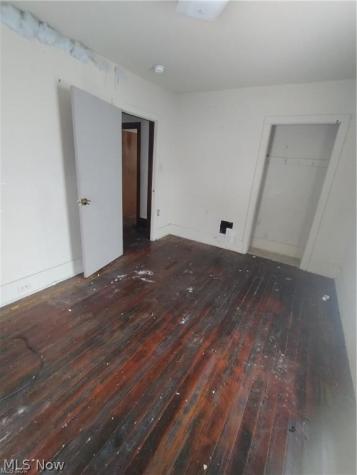 376 W Park Avenue Niles OH 44446