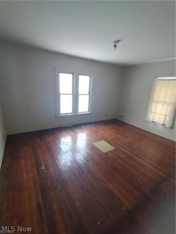 376 W Park Avenue Niles OH 44446