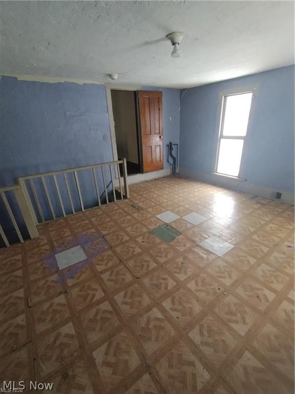 376 W Park Avenue Niles OH 44446