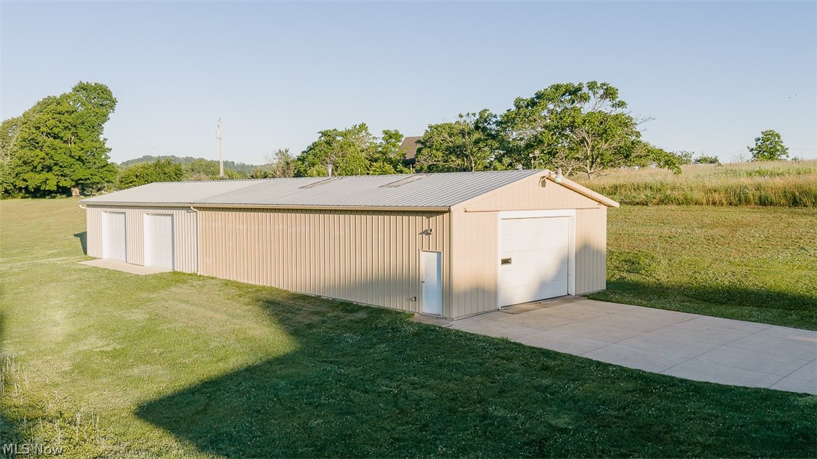 9015 Mapleton Street SE East Canton OH 44730