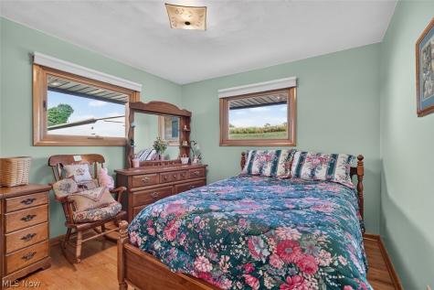 9015 Mapleton Street SE East Canton OH 44730