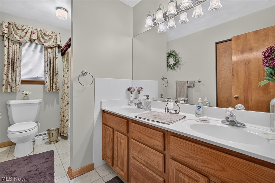 9015 Mapleton Street SE East Canton OH 44730