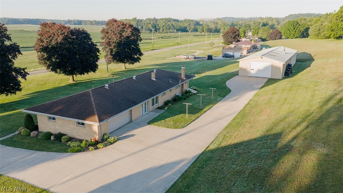 9015 Mapleton Street SE East Canton OH 44730