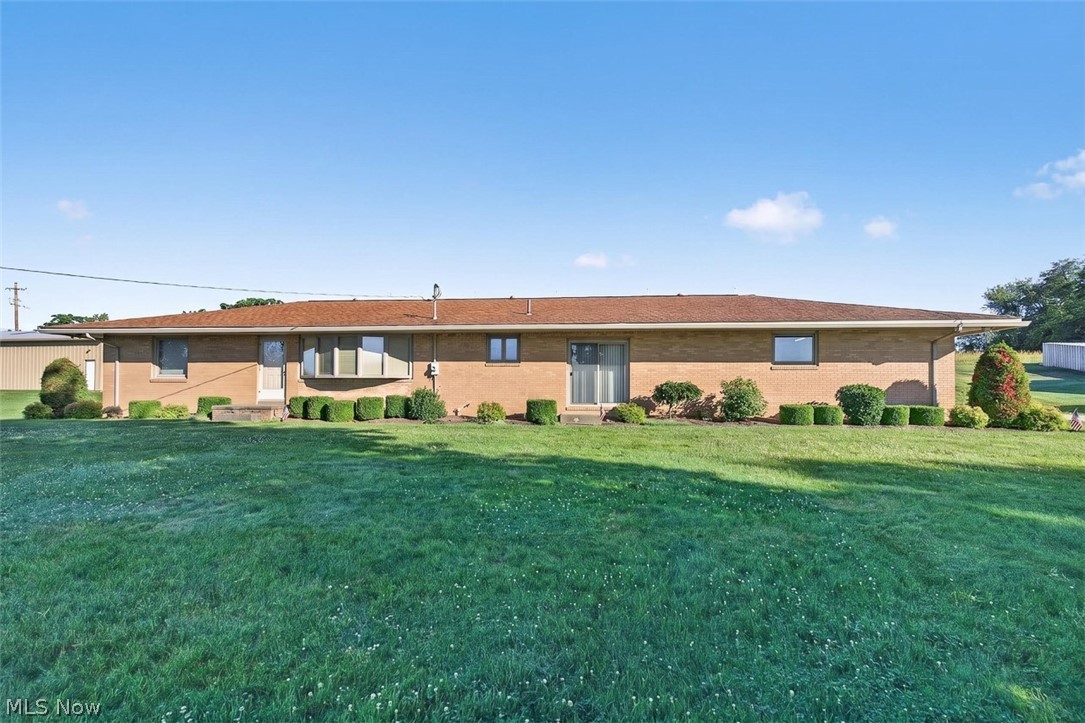 9015 Mapleton Street SE East Canton OH 44730