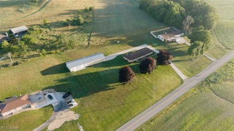 9015 Mapleton Street SE East Canton OH 44730