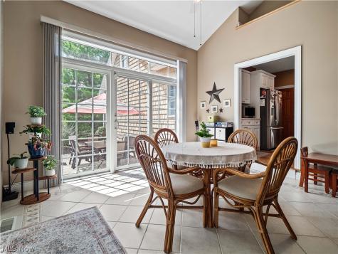 596 Longstreet Lagrange OH 44050