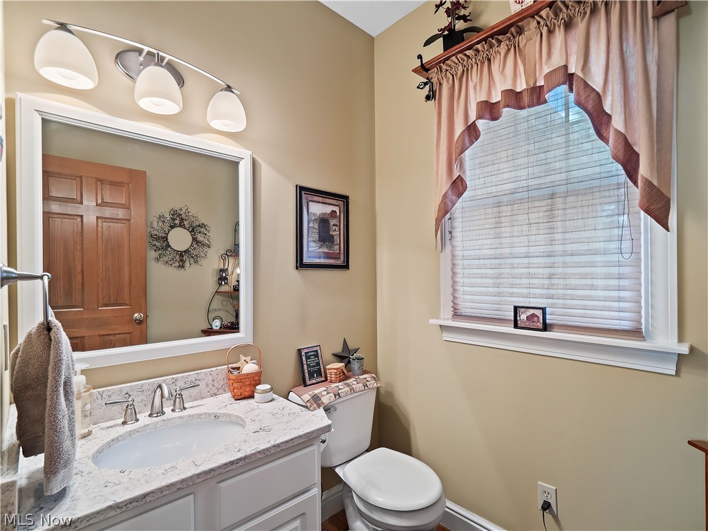 596 Longstreet Lagrange OH 44050