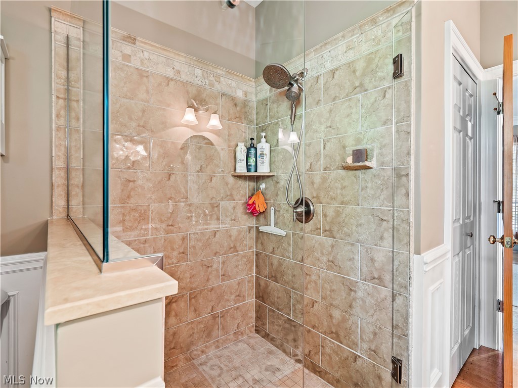 596 Longstreet Lagrange OH 44050