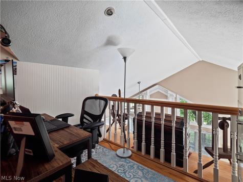 596 Longstreet Lagrange OH 44050
