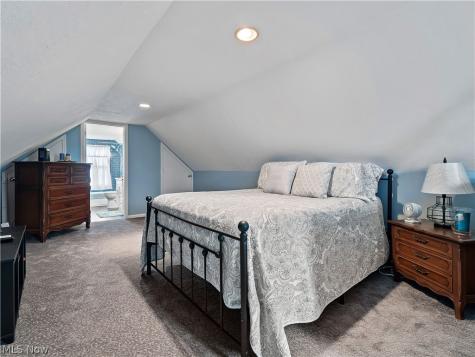 596 Longstreet Lagrange OH 44050