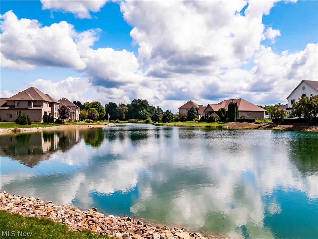 596 Longstreet Lagrange OH 44050
