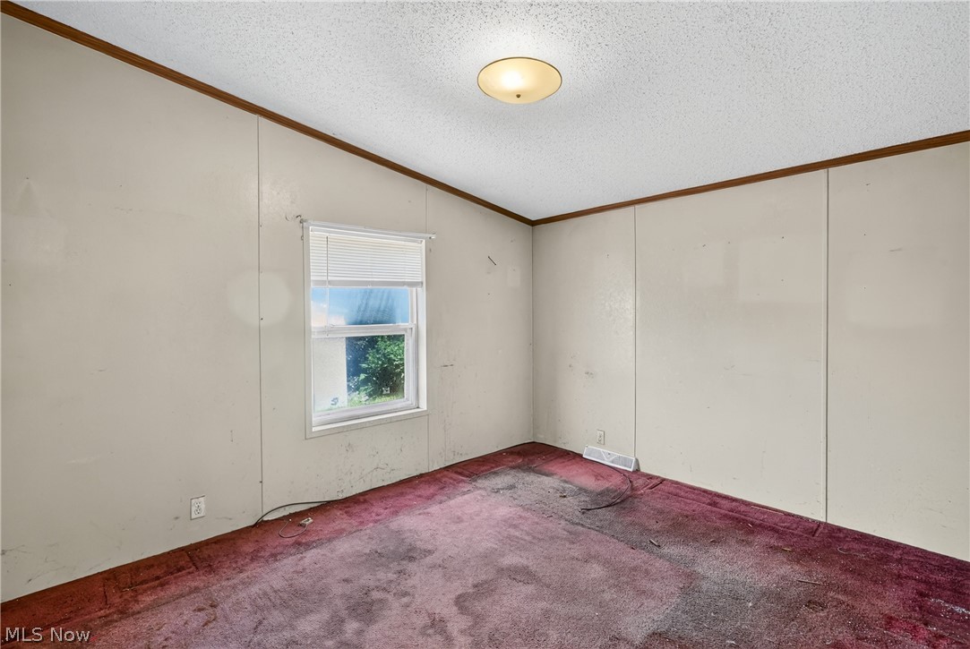 4926 Adams Road East Palestine OH 44413