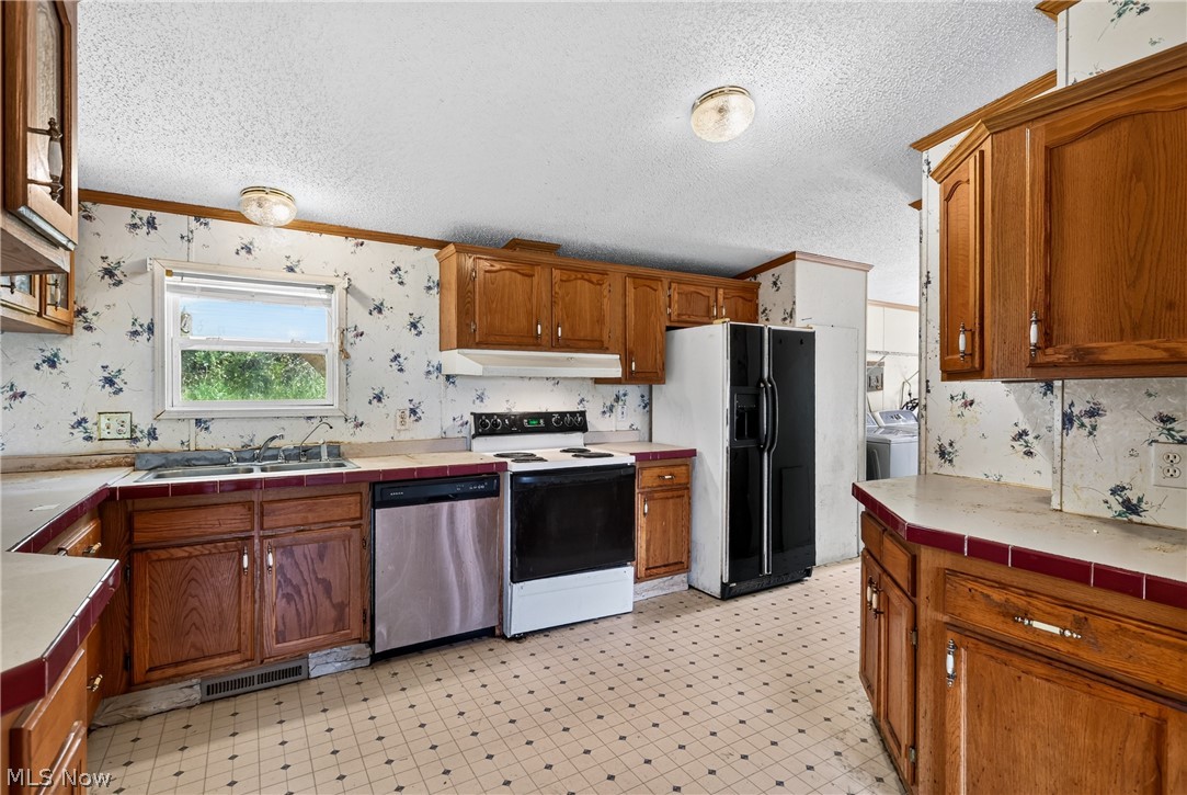 4926 Adams Road East Palestine OH 44413