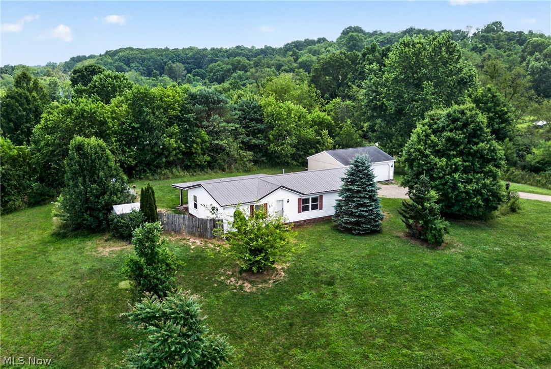 4926 Adams Road East Palestine OH 44413