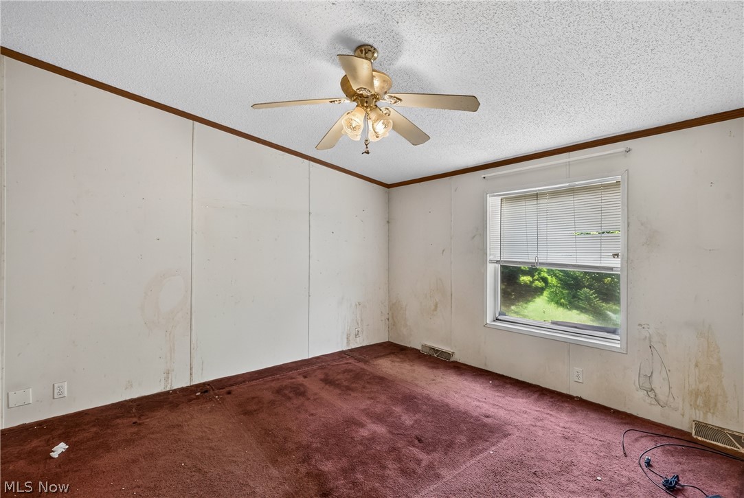 4926 Adams Road East Palestine OH 44413