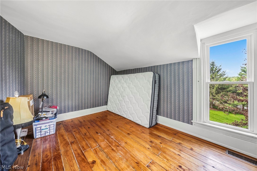 12285 Auburn Road Chardon OH 44024