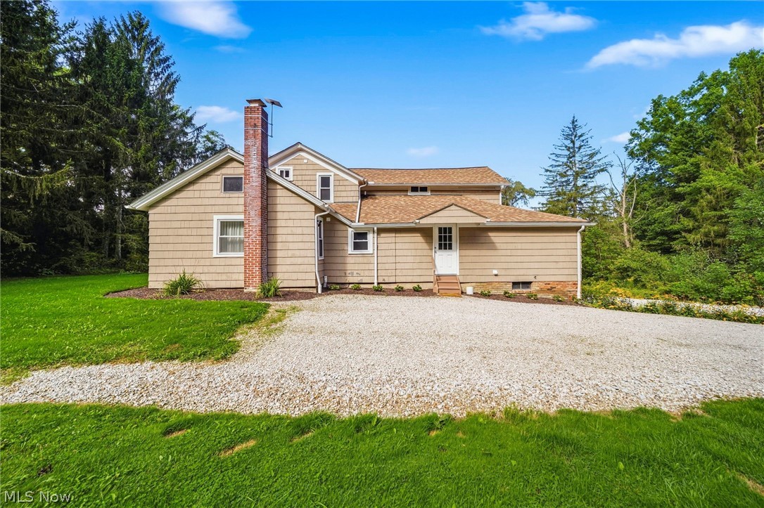 12285 Auburn Road Chardon OH 44024