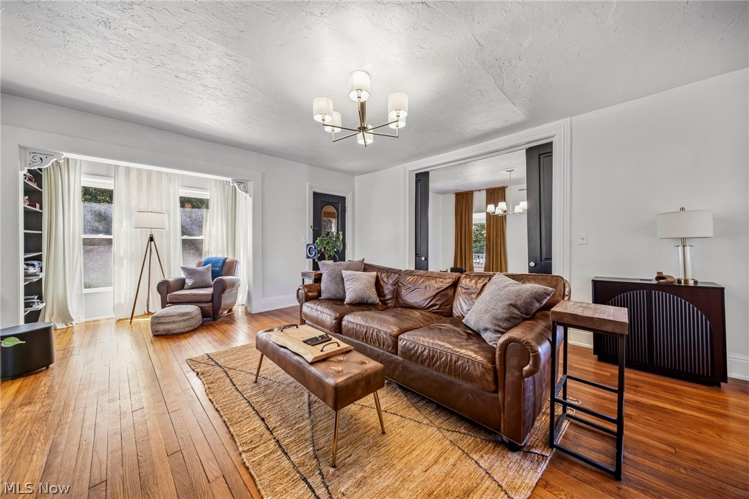 12285 Auburn Road Chardon OH 44024