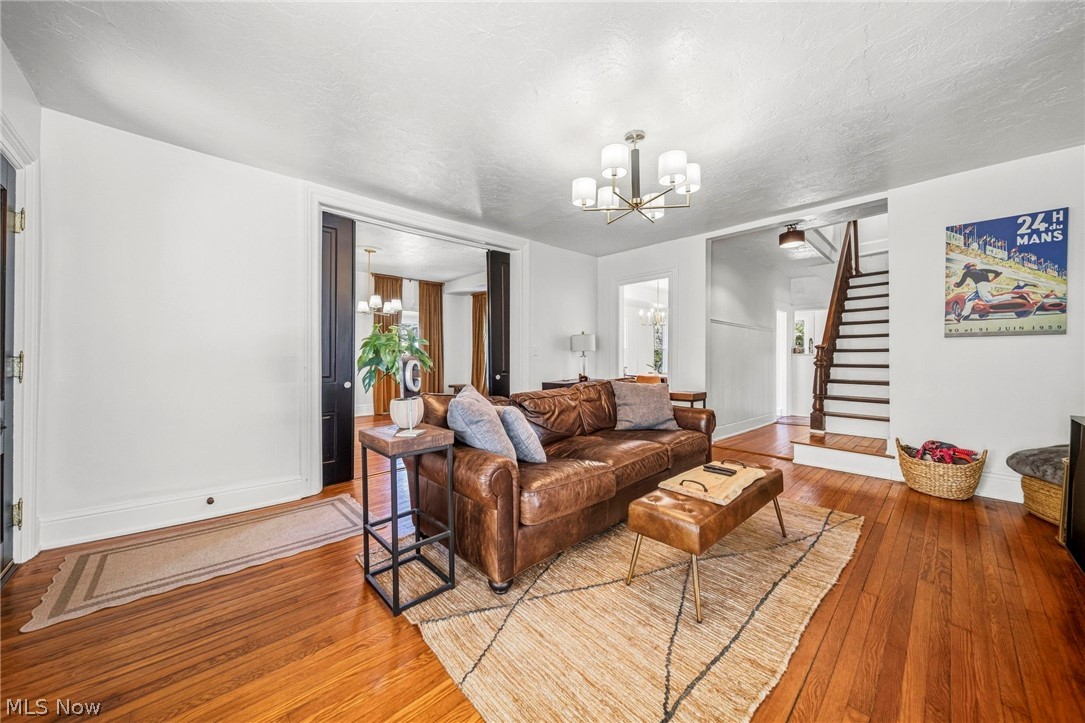 12285 Auburn Road Chardon OH 44024