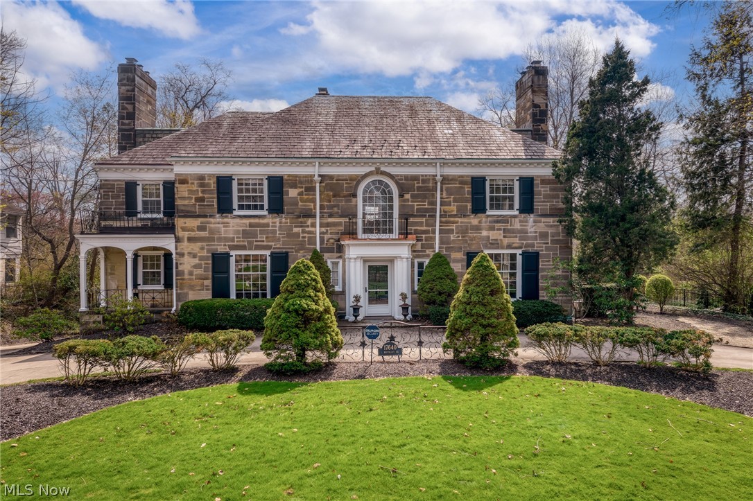 17640 S Woodland Road Shaker Heights OH 44120