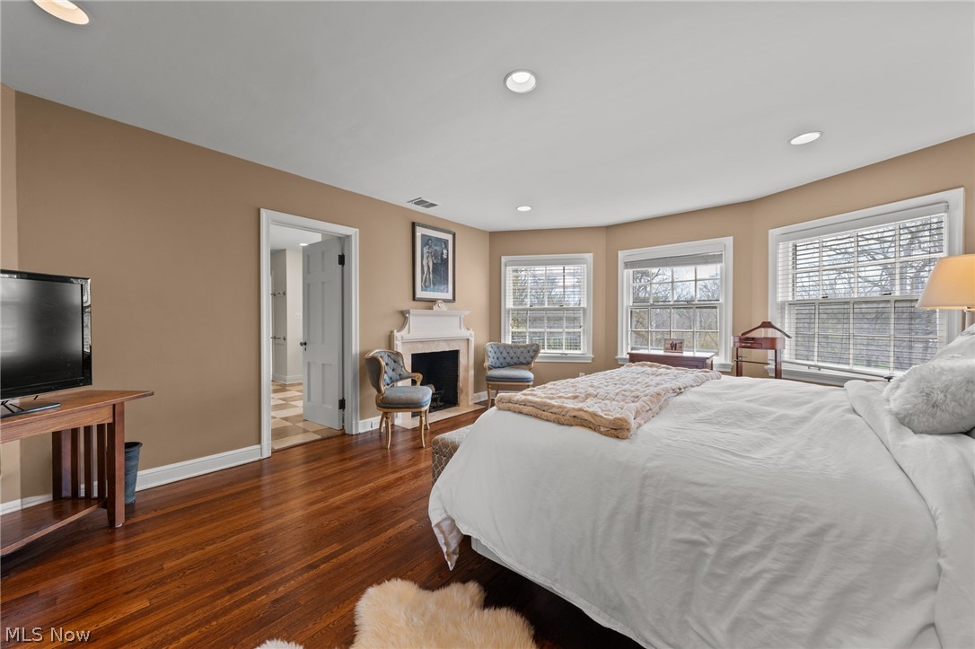 17640 S Woodland Road Shaker Heights OH 44120