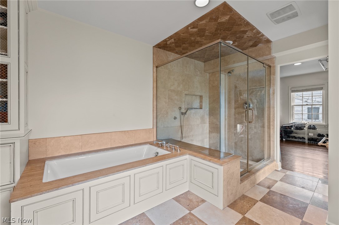 17640 S Woodland Road Shaker Heights OH 44120
