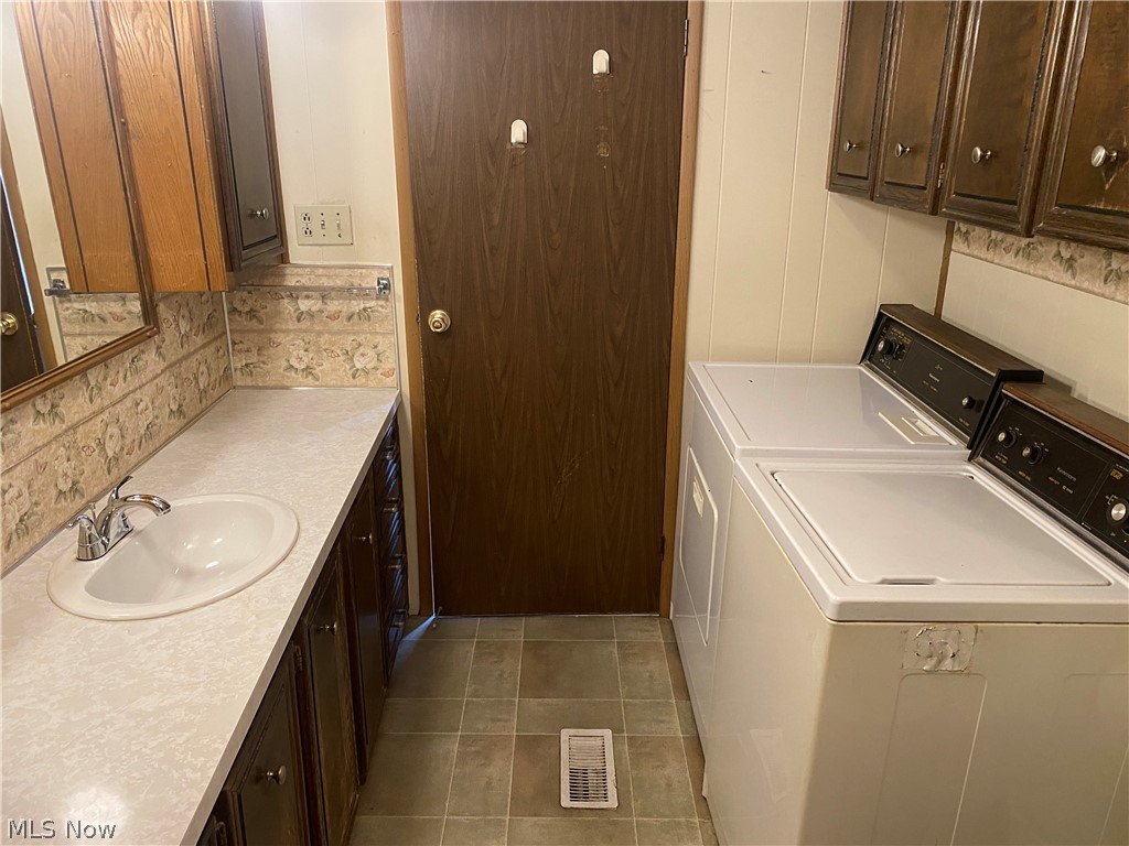 34424 Euclid Avenue Willoughby OH 44094