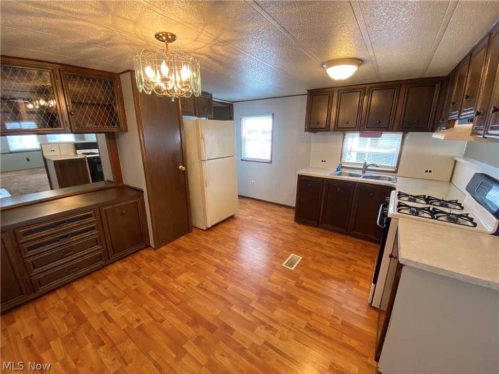 34424 Euclid Avenue Willoughby OH 44094