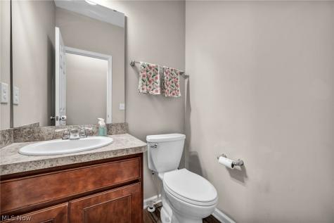 6730 High Perch Drive North Ridgeville OH 44039