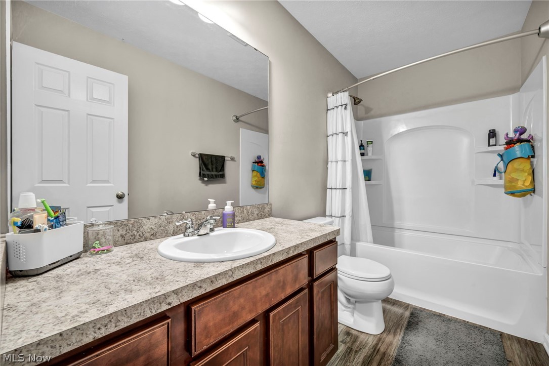 6730 High Perch Drive North Ridgeville OH 44039